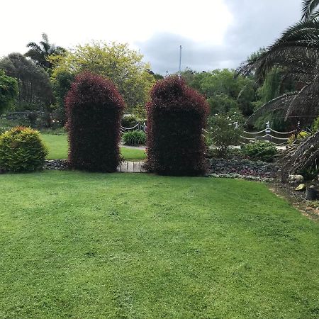 Silverdale Garden Stay Orewa Esterno foto