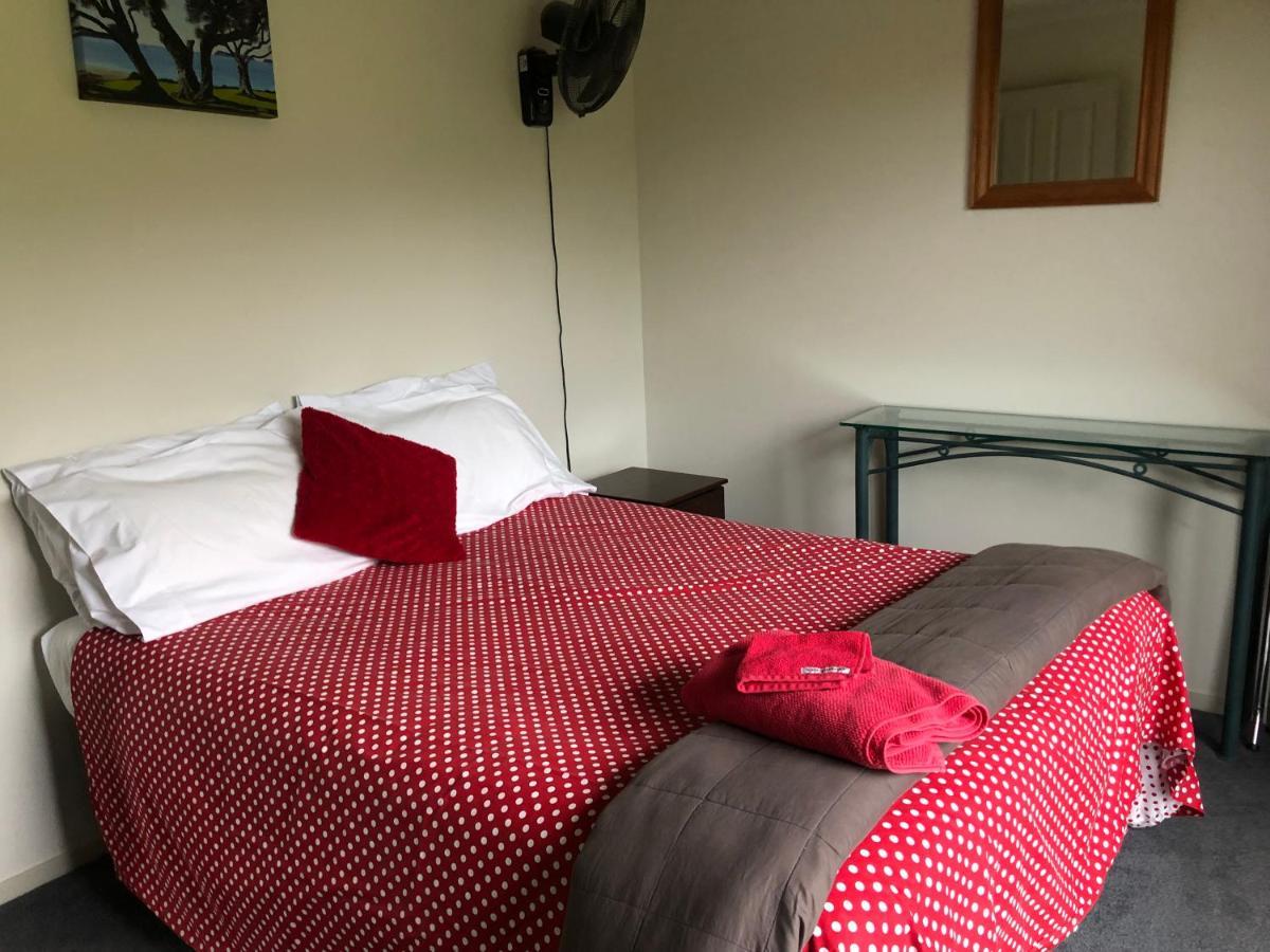 Silverdale Garden Stay Orewa Esterno foto