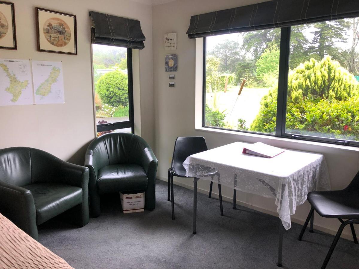 Silverdale Garden Stay Orewa Esterno foto