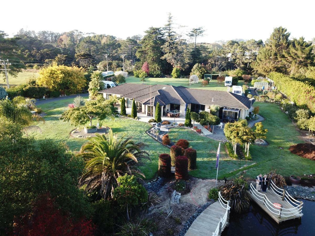 Silverdale Garden Stay Orewa Esterno foto